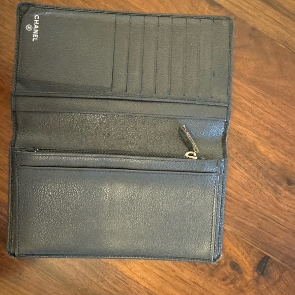 Chanel Vintage Camellia Black Long Wallet - Picture 8 of 16
